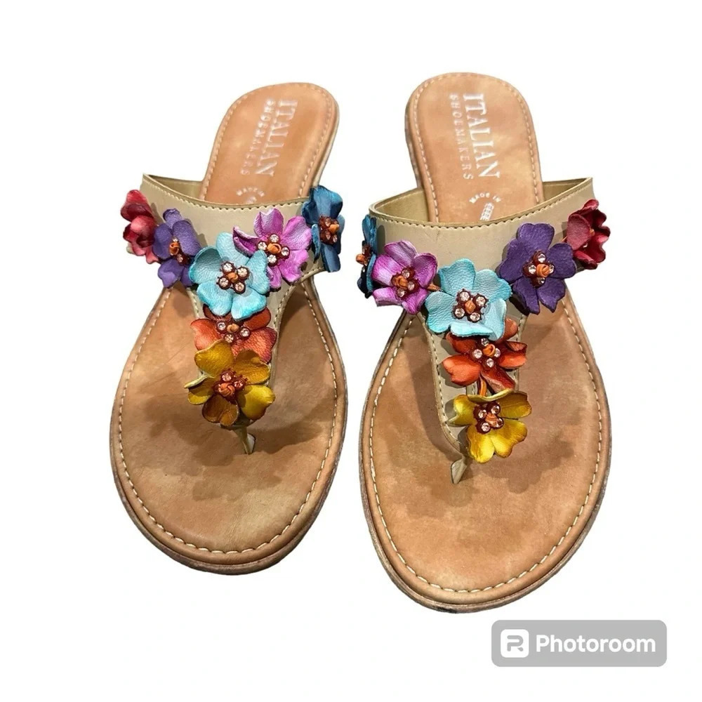 Italian Shoemakerstoe hook tong low heel floral sandals